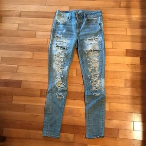 American Eagle Distressed Jeans